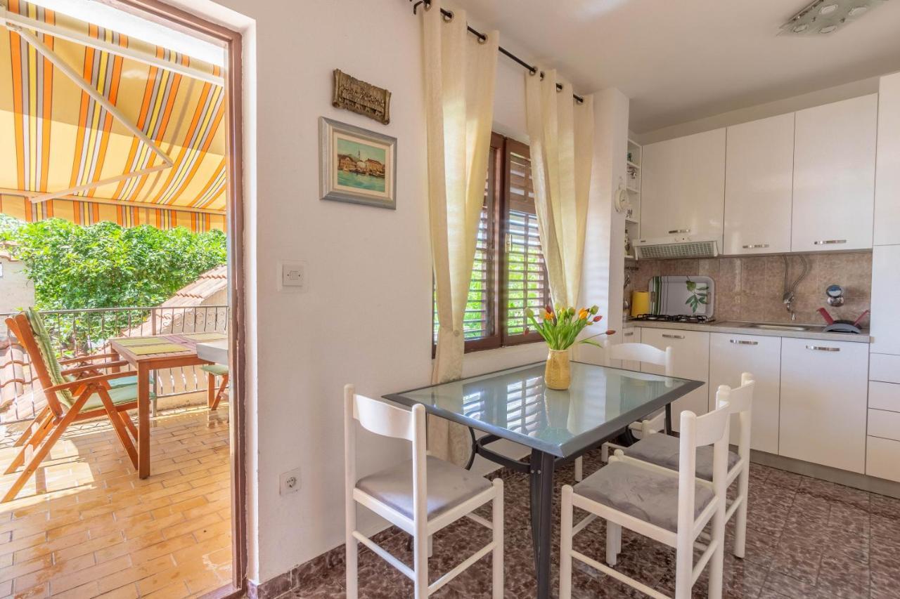 Apartman Dag Podstrana Exterior foto