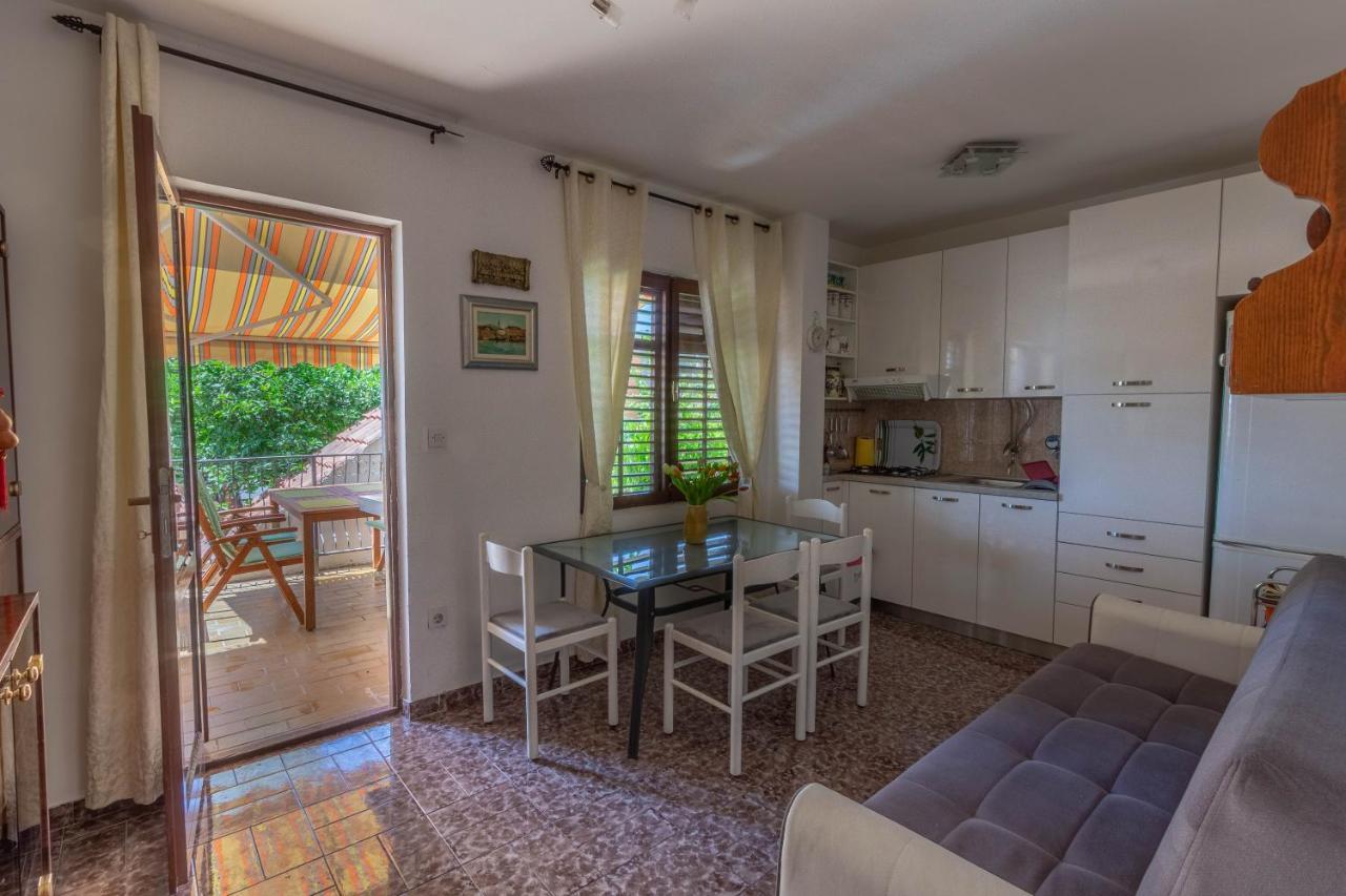 Apartman Dag Podstrana Exterior foto